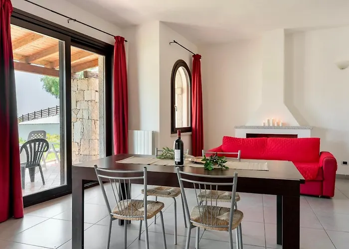 In Con Piscina A 2 Km Da Villa Alghero