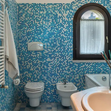 In Con Piscina A 2 Km Da Alghero