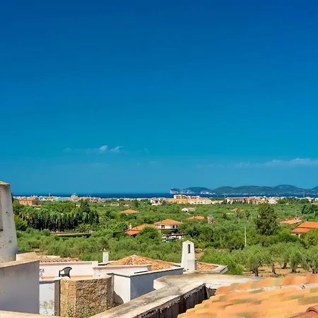 Villa In Con Piscina A 2 Km Da